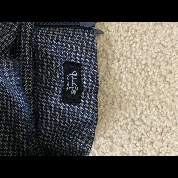 SOLD ON MERC@RI - Picture 3 of 7